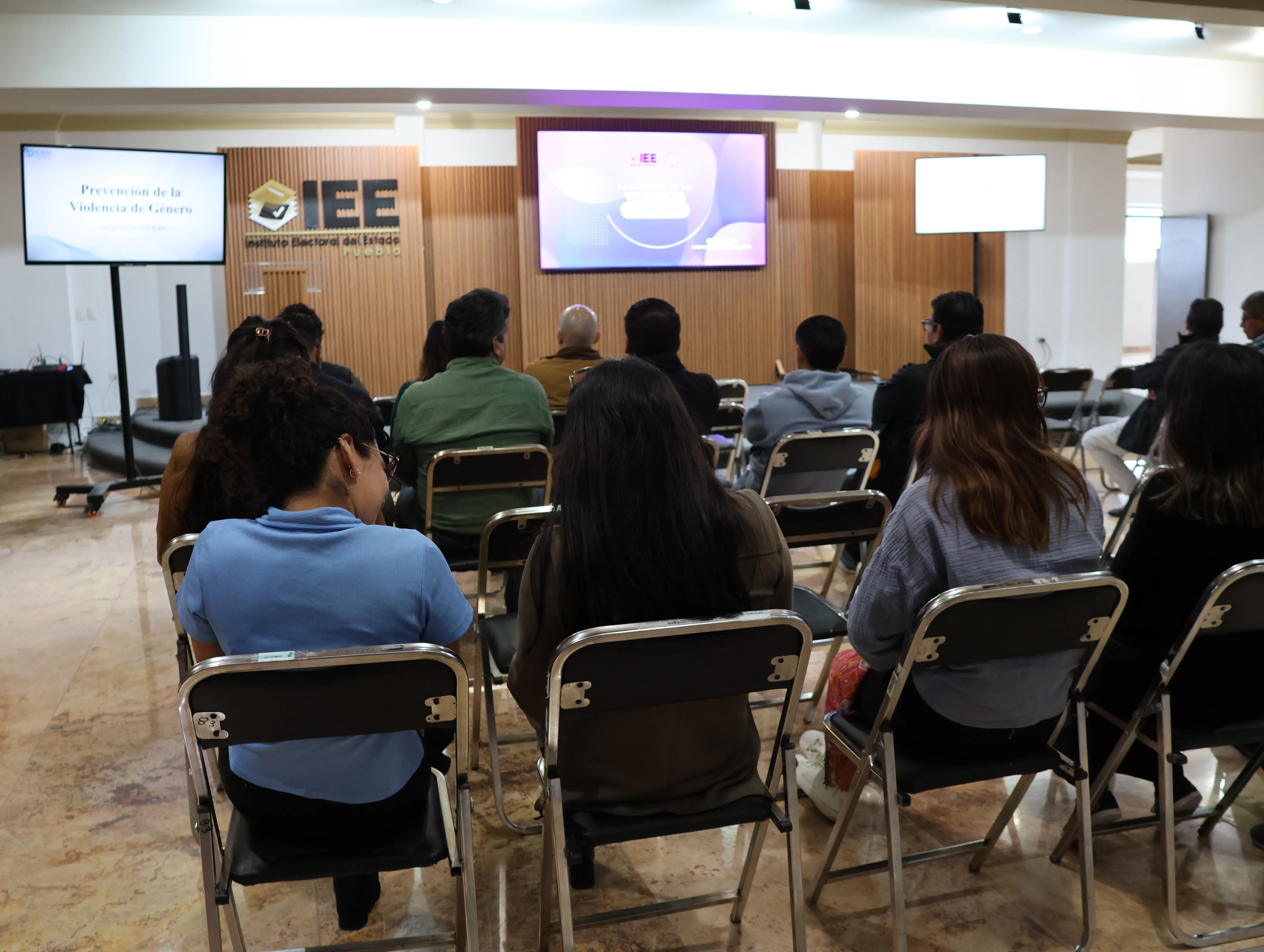 1. Capacitación en Violencia de Genero por la CDH Puebla, Día 1